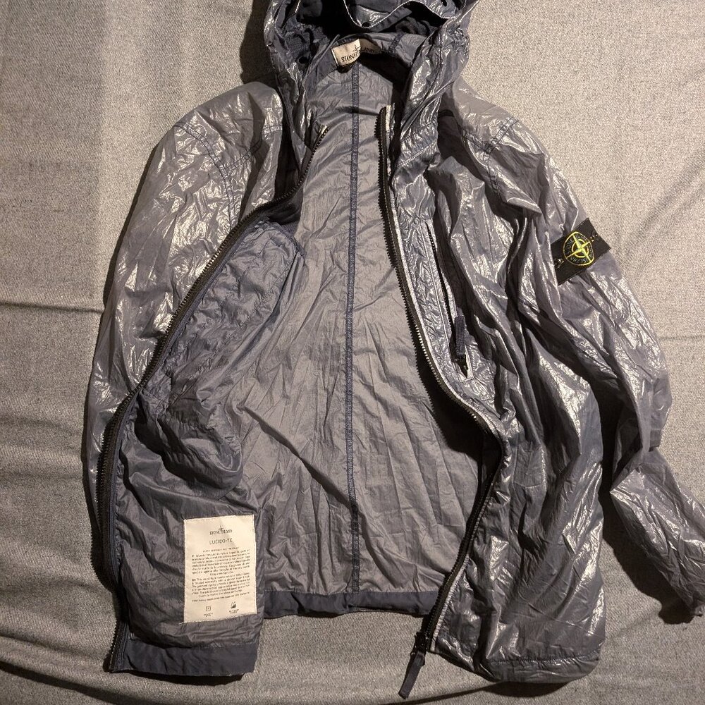 Stone Island Packable Rain Jacket - Blueish Gray Transparent - Stylish & Fun - Picture 5 of 9